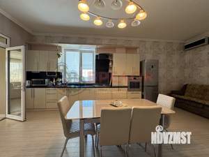 Коттедж 165м², 2-этажный, участок 1 сот.