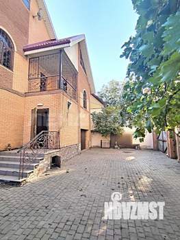 Дом 236м², 3-этажный, участок 3 сот.