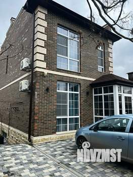 Дом 200м², 3-этажный, участок 4 сот.