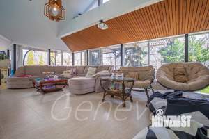 Дом 360м², 3-этажный, участок 6 сот.