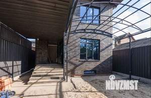 Дом 220м², 2-этажный, участок 3 сот.