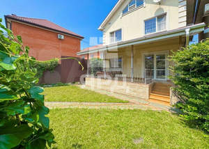 Дом 245м², 4-этажный, участок 3 сот.