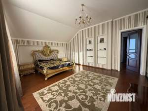 Дом 310м², 3-этажный, участок 5 сот.