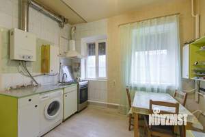 Дом 140м², 2-этажный, участок 3 сот.