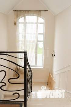 Дом 571м², 3-этажный, участок 7 сот.