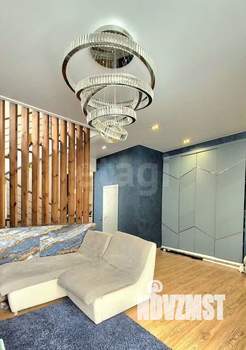 Дом 300м², 2-этажный, участок 6 сот.