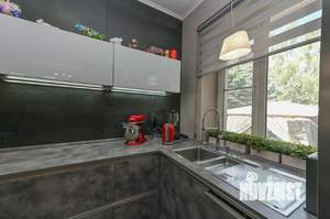 Дом 222м², 2-этажный, участок 7 сот.