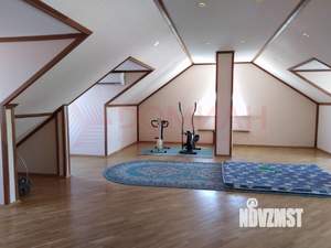 Дом 1000м², 4-этажный, участок 12 сот.