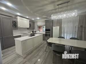 Дом 185м², 3-этажный, участок 6 сот.