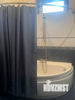 Дом 256м², 2-этажный, участок 6 сот.