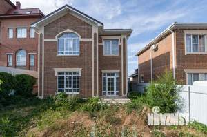 Дом 190м², 2-этажный, участок 4 сот.