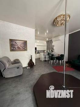 Дом 216м², 2-этажный, участок 3 сот.