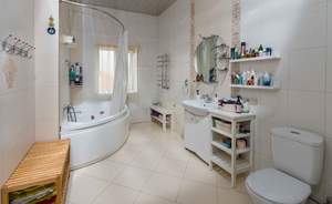 Дом 270м², 2-этажный, участок 6 сот.