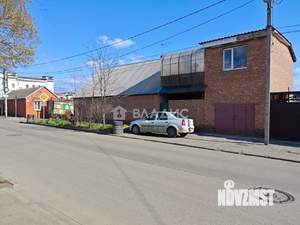 Дом 180м², 1-этажный, участок 3 сот.