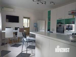 Дом 210м², 2-этажный, участок 6 сот.