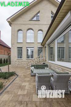 Дом 600м², 3-этажный, участок 6 сот.