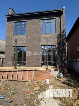 Дом 150м², 2-этажный, участок 3 сот.