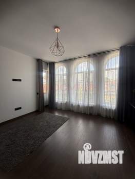 Дом 140м², 2-этажный, участок 4 сот.