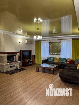 Коттедж 379м², 3-этажный, участок 6 сот.