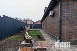 Дом 180м², 1-этажный, участок 6 сот.