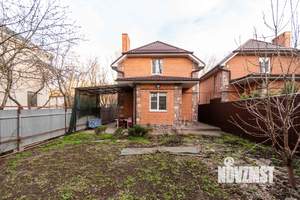 Дом 80м², 2-этажный, участок 3 сот.