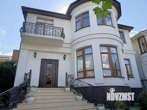 Дом 448м², 2-этажный, участок 8 сот.