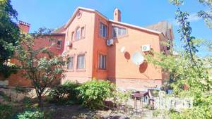 Дом 260м², 2-этажный, участок 6 сот.