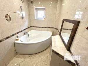 Дом 200м², 3-этажный, участок 2 сот.