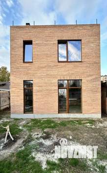 Дом 200м², 3-этажный, участок 3 сот.