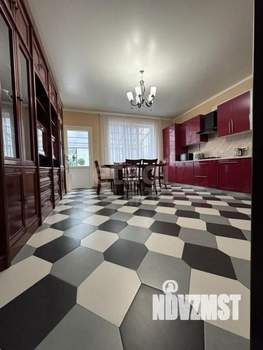 Таунхаус 135м², 2-этажный, участок 4 сот.