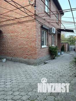 Коттедж 131м², 2-этажный, участок 3 сот.