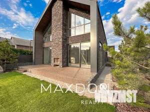 Дом 325м², 2-этажный, участок 7 сот.