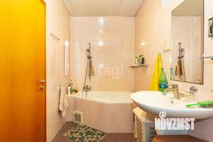 Дом 238м², 3-этажный, участок 2 сот.