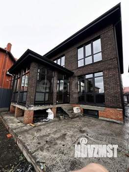 Дом 200м², 2-этажный, участок 4 сот.