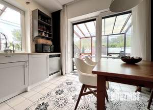 Дом 160м², 2-этажный, участок 6 сот.