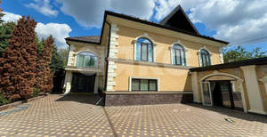 Дом 460м², 2-этажный, участок 6 сот.