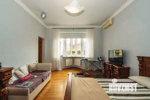 Дом 500м², 4-этажный, участок 5 сот.