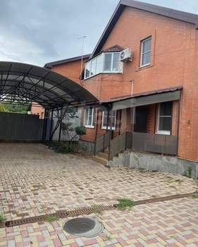 Дом 224м², 2-этажный, участок 5 сот.