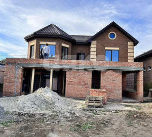 Дом 279м², 2-этажный, участок 6 сот.