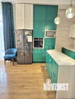 Дом 300м², 2-этажный, участок 6 сот.