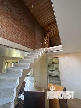 Дом 220м², 2-этажный, участок 6 сот.