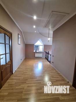 Дом 225м², 2-этажный, участок 5 сот.