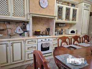 Дом 211м², 3-этажный, участок 3 сот.