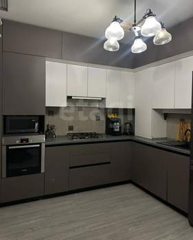 Дом 110м², 2-этажный, участок 2 сот.