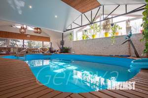 Дом 360м², 3-этажный, участок 6 сот.