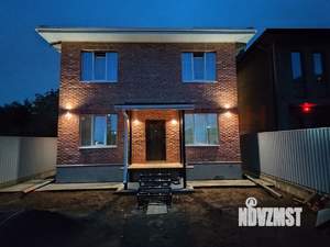 Дом 190м², 2-этажный, участок 4 сот.