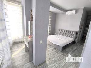 Дом 200м², 3-этажный, участок 1 сот.