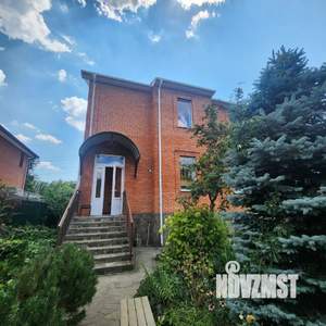 Коттедж 288м², 3-этажный, участок 6 сот.