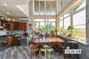 Дом 235м², 2-этажный, участок 14 сот.