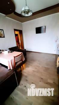 Дом 213м², 3-этажный, участок 6 сот.